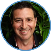 <div class='team-member'><span><b>Dave Williams</b></span><br> CEO - Jack of all trades</div>